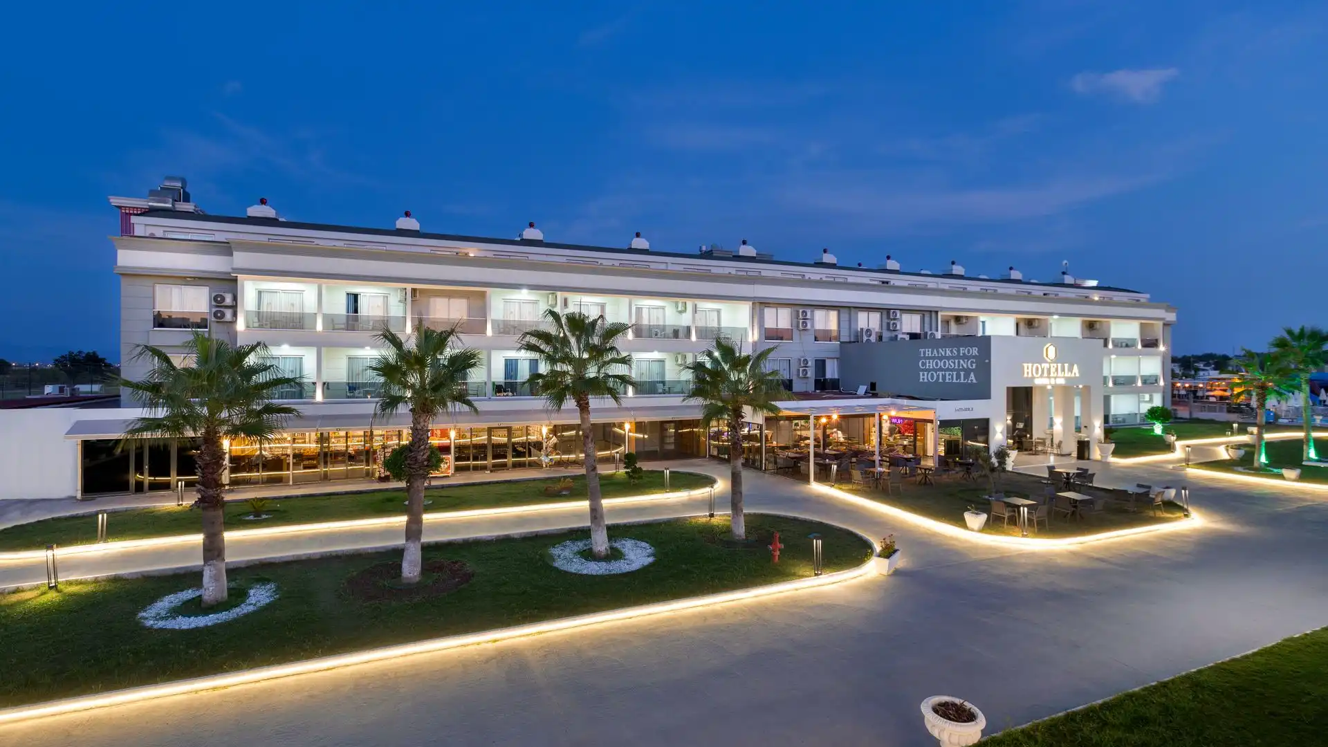 Hotella Resort & Spa | Tesis